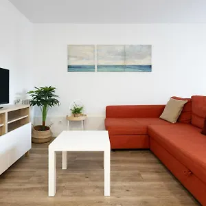 https://brand-new-modern-apartment-with-spacious-balcony.topbarcelonahotels.com